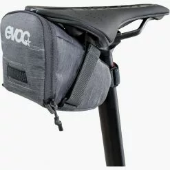Evoc Seat Bag Tour 1l Satteltasche Carbon Grey -Shimano-Laden evoc seat bag tour 1l satteltasche carbon grey 2