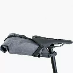 Evoc Seat Pack Boa 3l Satteltasche Carbon Grey -Shimano-Laden evoc seat pack boa 3l satteltasche carbon grey 4
