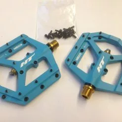 HT ME03 Evo Titan Neon Blue Pedal
